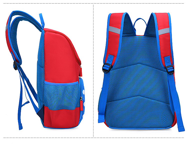 Rojo de la bolsa de libros de estudiantes