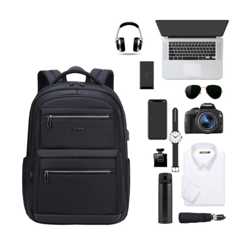 Gran capacidad de mochila port&aacute;til.