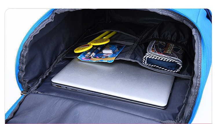 Mostrar interior de la bolsa de libros de estudiantes 1