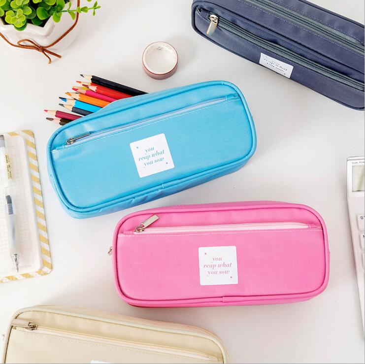 Bolsillo lateral de la caja de l&aacute;pices de lona para estudiante.