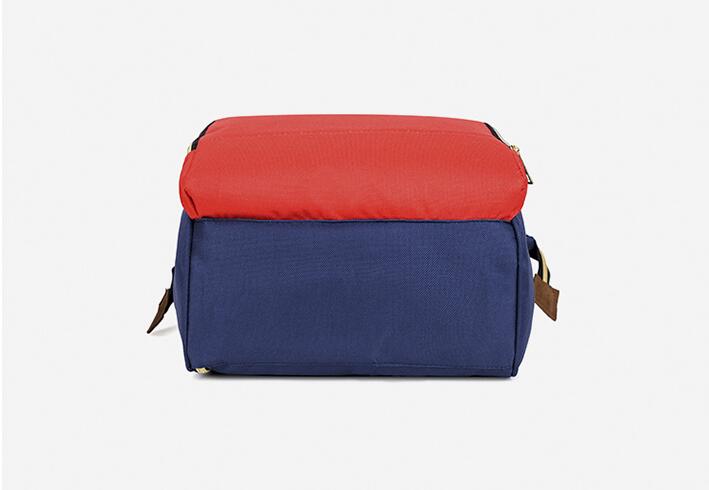 Vista inferior momia mochila