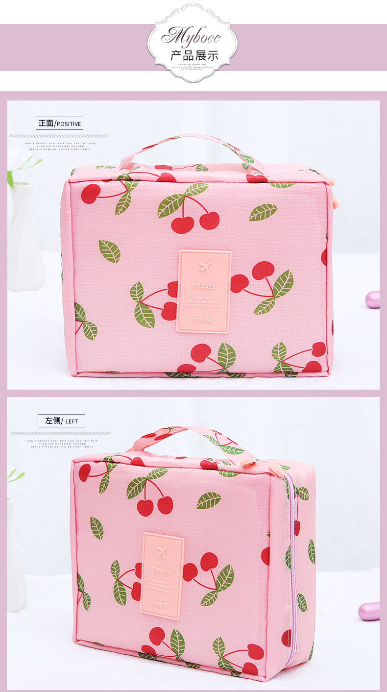 Mostrar producto de la bolsa de almacenamiento cosm&eacute;tico de las mujeres.