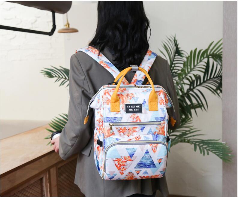 2 muestra modelo de mochila bolsa de pa&ntilde;ales