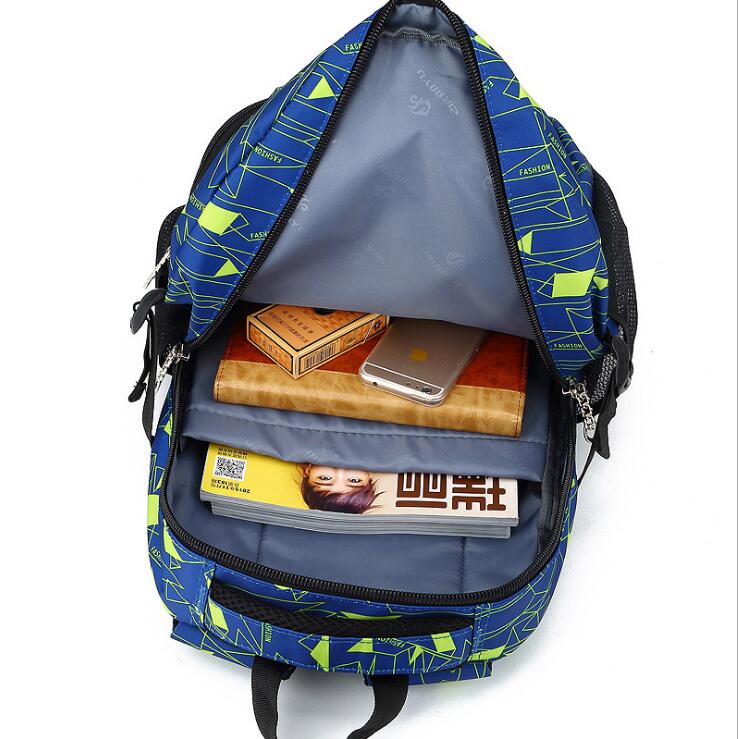 Forro de mochila al aire libre