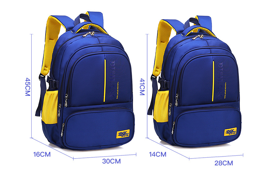 Tama&ntilde;o de la mochila de la escuela adolescente