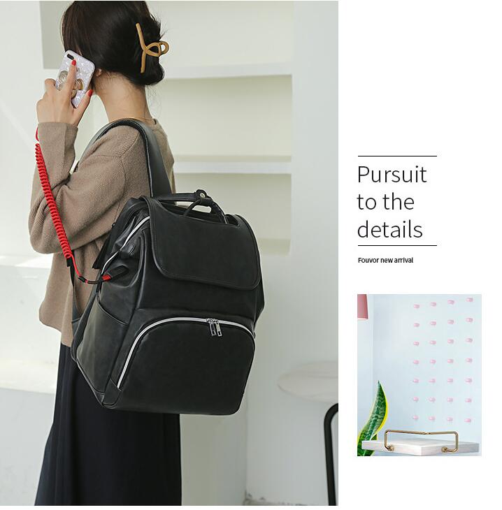 MUCHACHA DE MANULLO M&Aacute;S BLACK MOMMY BAGPACK