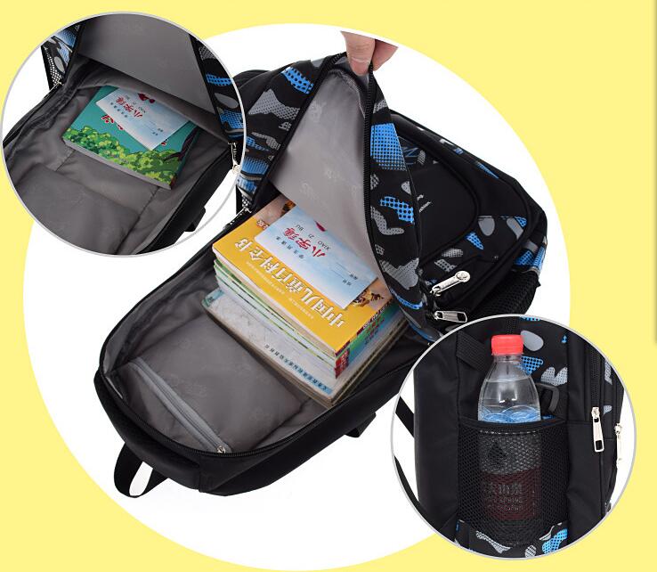 Interior de la bolsa de la escuela estudiantil