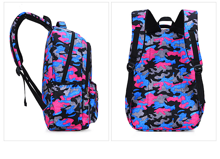 Mochila de color camuflaje para ni&ntilde;as